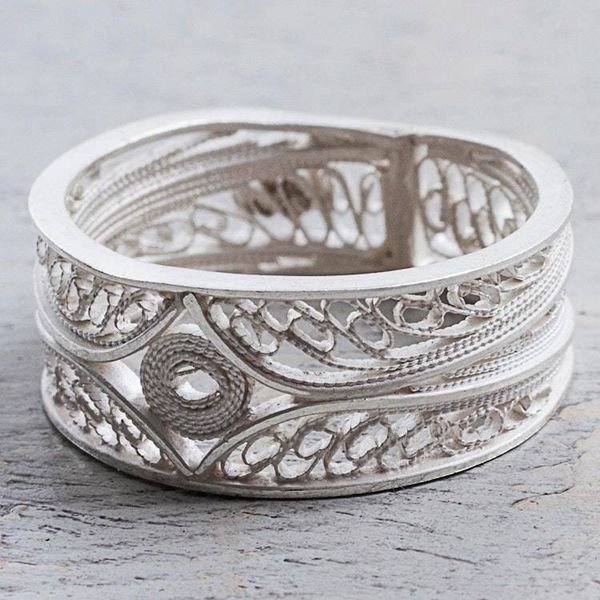 Alternate image for 950 Silver Ornate Filigree Band Ring from Peru Heart of the Star