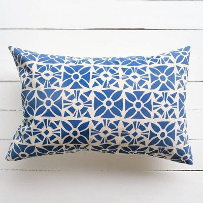Alternate image for Artisan Crafted Canvas Lumbar Pillow Cover Drividrivi
