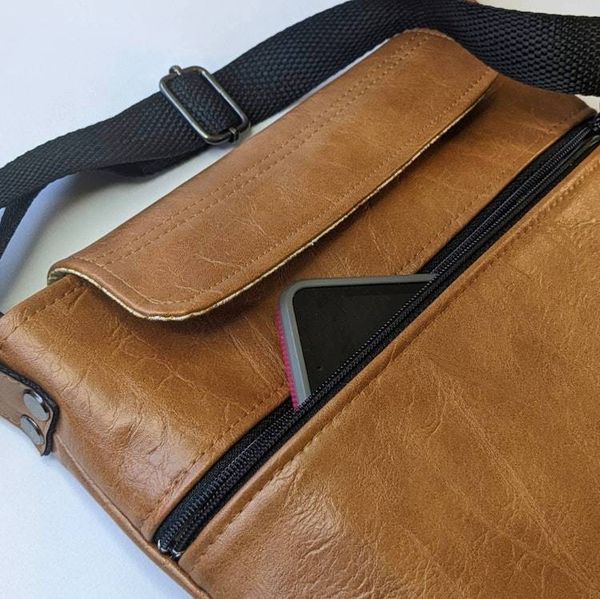 Alternate image for Shoulder Bag with Outer Pocket in Cognac - The Kanga3