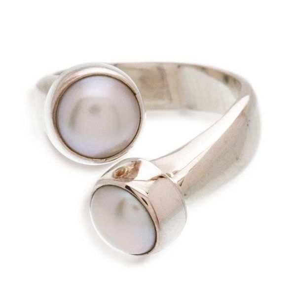 Alternate image for Hand Made Taxco Silver and Pearl Ring Encounter