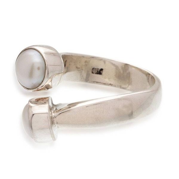 Alternate image for Hand Made Taxco Silver and Pearl Ring Encounter