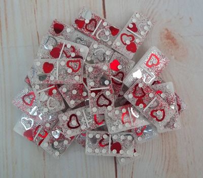 Alternate image for Resin Red and Silver Hearts Dominos Set of 28