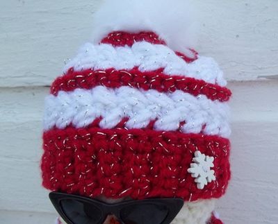 Alternate image for Cool Crochet Snowman in Red and White