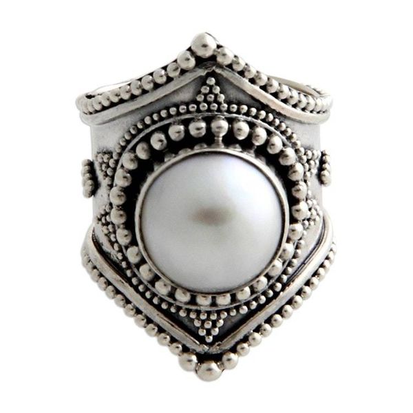 Alternate image for Pearl cocktail ring Glowing Cloud
