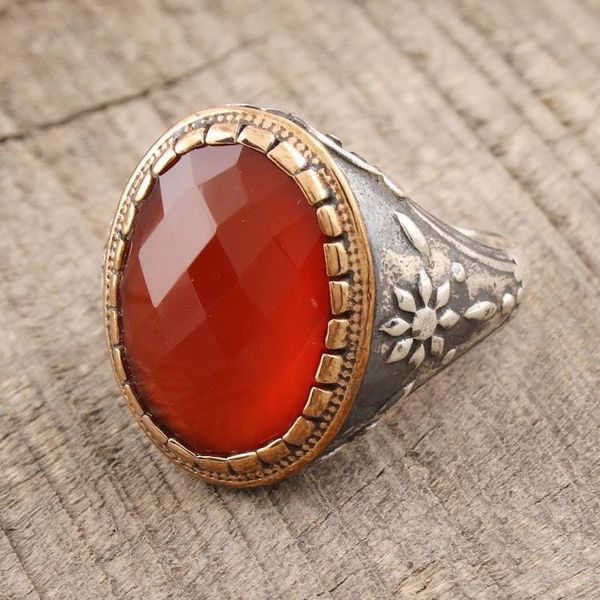 Alternate image for 14-Carat Red-Orange Onyx Single-Stone Ring from India Glistening Fire