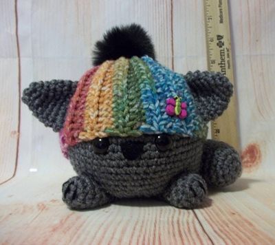 Alternate image for Amigurumi Gray Fat Cat in Rainbow