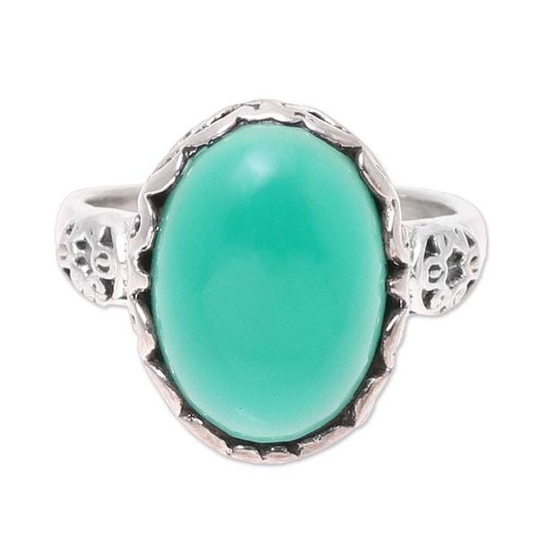 Alternate image for Oval Onyx Cocktail Ring in Green from India Glamorous Beauty in Green