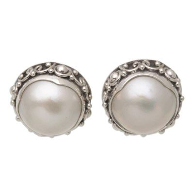 Alternate image for Balinese Sterling Silver Button Earrings with Grey Pearls Grey Pearl Trophy