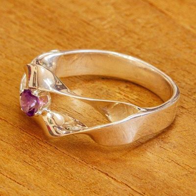 Alternate image for 925 Sterling Silver and Amethyst Solitaire Ring from Mexico Magic Waves