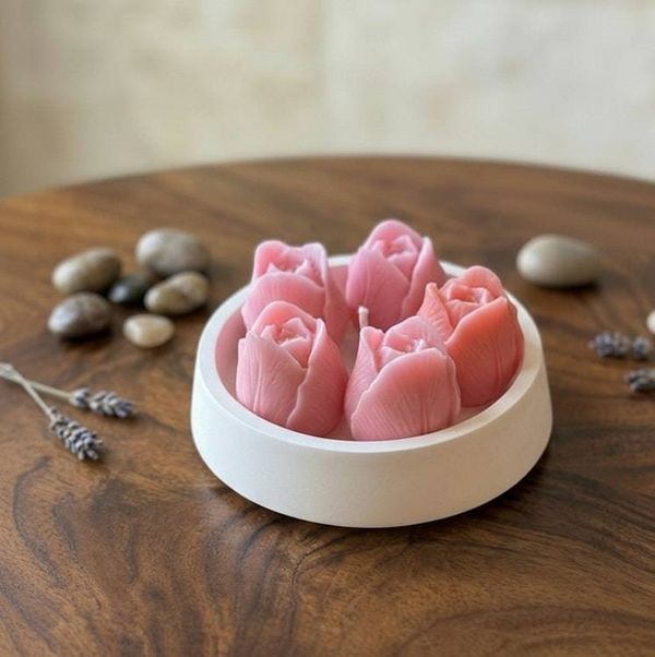 Alternate image for Handcrafted Tulip-Shaped Pink Soy Wax Candles in Jesmonite Bowl