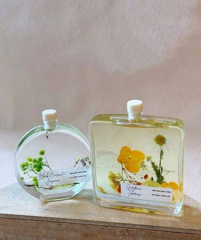 Alternate image for Gardenia Intense Reed Diffuser with Real Pressed Flowers - 100ml