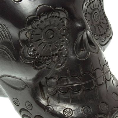 Alternate image for Barro Negro Skull Planter Resurrection