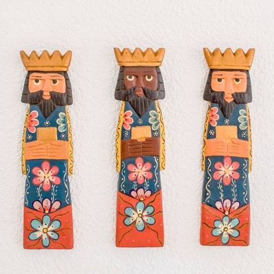 Primary image for Pinewood Three Kings Wall Sculptures Set of 3, 13.5 in. We Three Kings