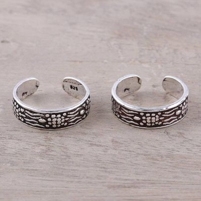 Alternate image for Sterling Silver Swimming Turtles Pair of Toe Rings Happy Turtles