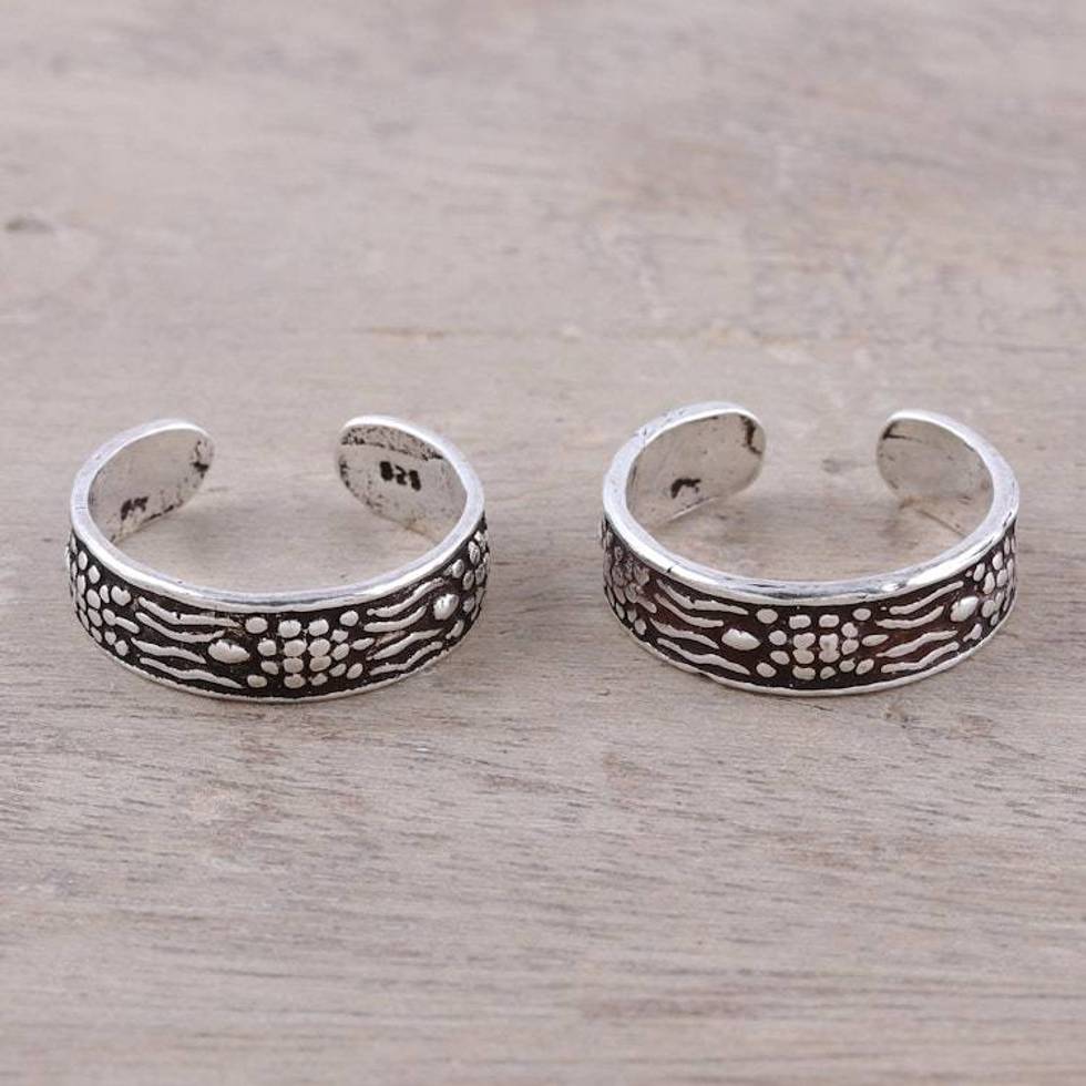 Sterling Silver Swimming Turtles Pair of Toe Rings 'Happy Turtles'