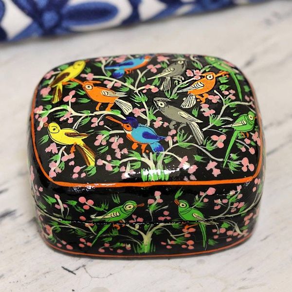 Alternate image for Hand Painted Wood Decorative Bird Box Chirping Birds