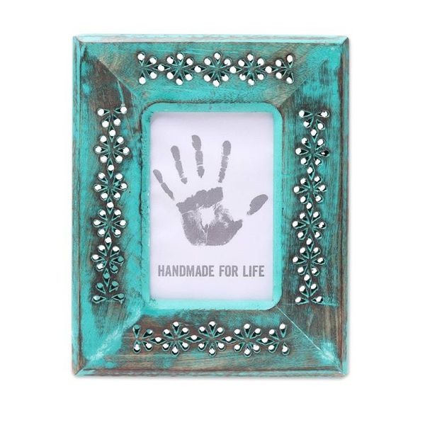 Alternate image for Green Hand Carved Flower Cutouts Wood Photo Frame 4x6 Blossom Meadow