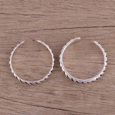 Alternate image for Sterling Silver Toe Rings with Tiger Stripe Design Pair Uncaged