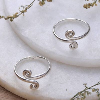 Alternate image for Handcrafted Sterling Silver Toe Rings from India Pair Luminosity