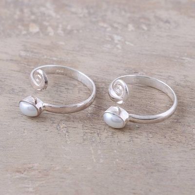 Alternate image for Cultured Pearl Toe Rings Crafted in India Glowing Flair