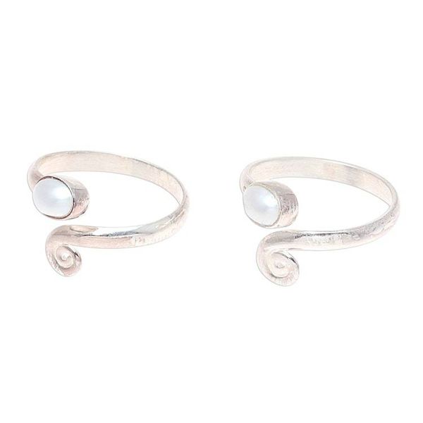 Alternate image for Cultured Pearl Toe Rings Crafted in India Glowing Flair