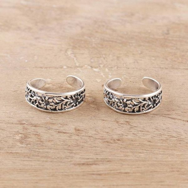 Alternate image for Floral Openwork Sterling Silver Toe Rings from India Pair Floral Trellis