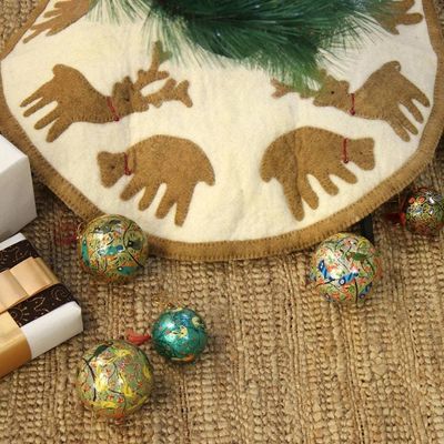Alternate image for Handcrafted Wool Tree Skirt with Tan Reindeer from India Reindeer Carnival