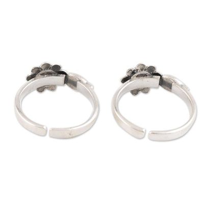 Alternate image for Flower-Shaped Sterling Silver Toe Rings from India Delightful Blooms
