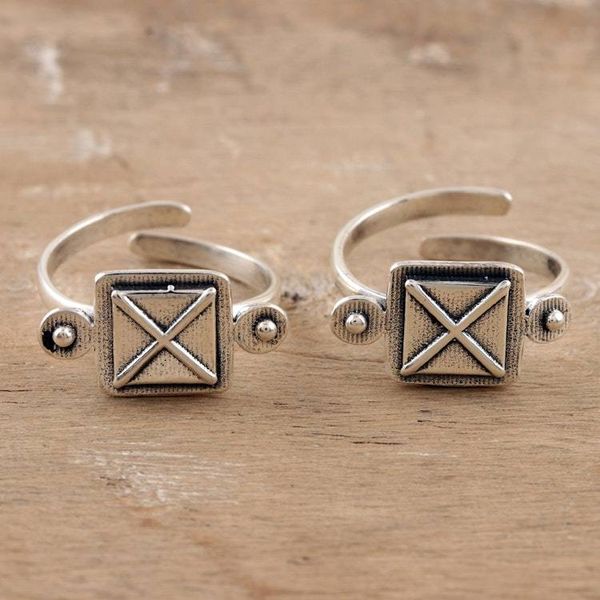 Alternate image for Hand Made Sterling Silver Toes Rings from India Pair Sky Plaza