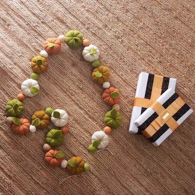 Alternate image for Handmade Pumpkin-Themed Green and Orange Wool Felt Garland Forest Pumpkins