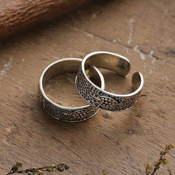 Alternate image for Pair of Turtle-Themed Polished and Oxidized Toe Rings Turtle Saga