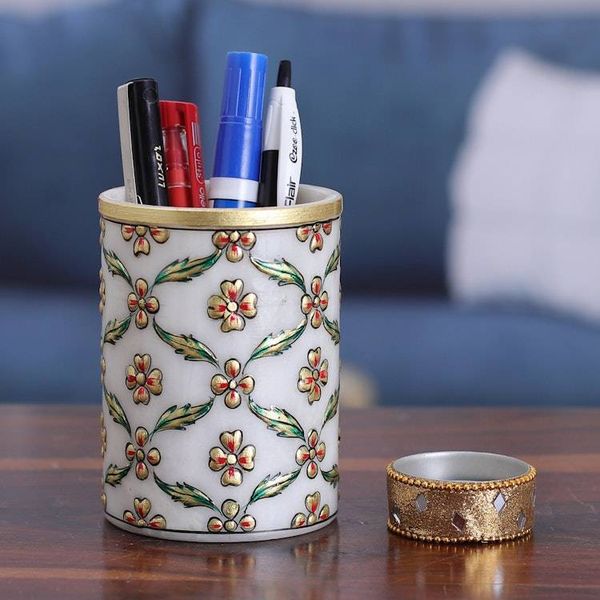 Alternate image for Floral Mesh-Patterned Marble Pend Holder in Green and Golden Blooming Mesh