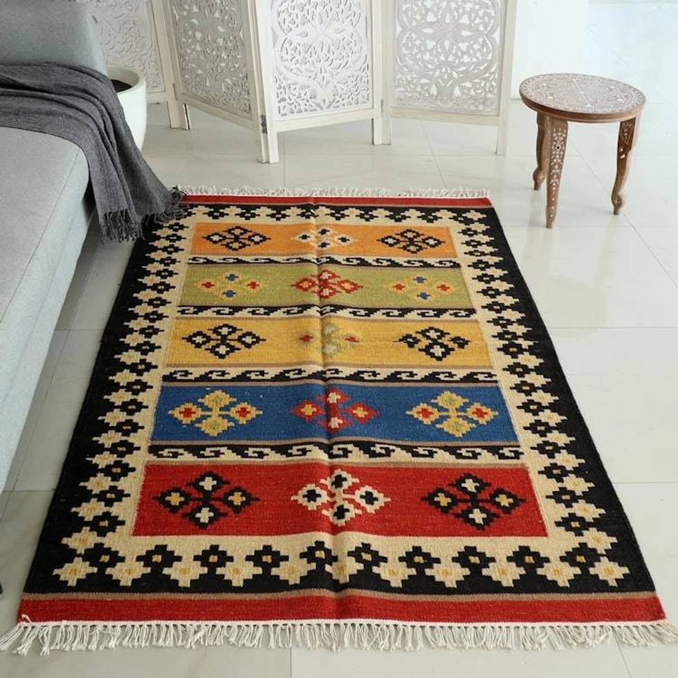 Hand Made Wool Area Rug from India 4 x 6 'New Home'