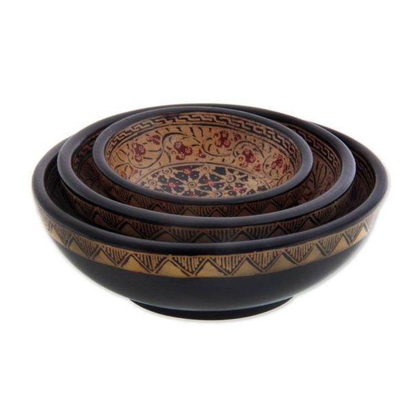 Alternate image for Handmade Indonesian Batik Decorative Bowls Set of 3 Jasmine Bud