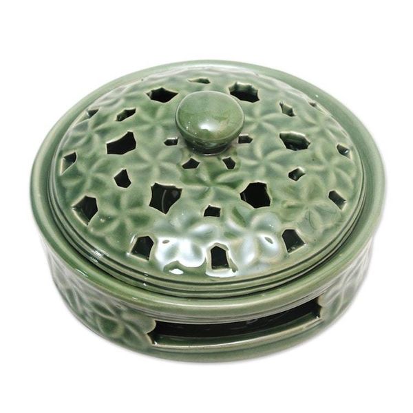 Alternate image for Balinese Handmade Green Porcelain Mosquito Coil Holder Plumeria Blooms in Green