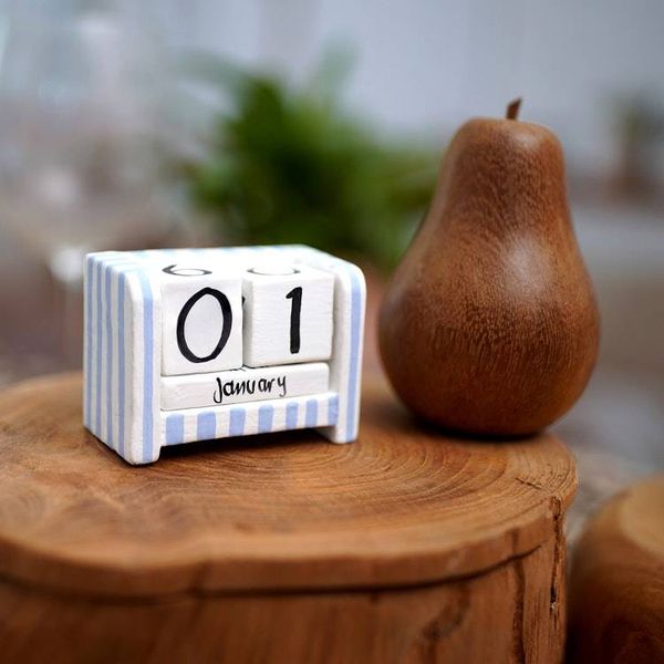 Alternate image for Hand-Carved and Painted Wood Perpetual Desk Calendar Bright Days