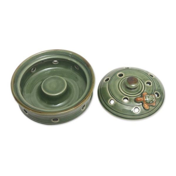 Alternate image for Green Handmade Turtle-Themed Porcelain Mosquito Coil Holder Turtle with Polka Dots