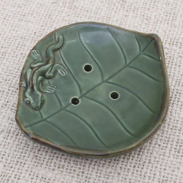 Alternate image for Ceramic Leaf Soap Dish with Gecko Decoration Gecko Home