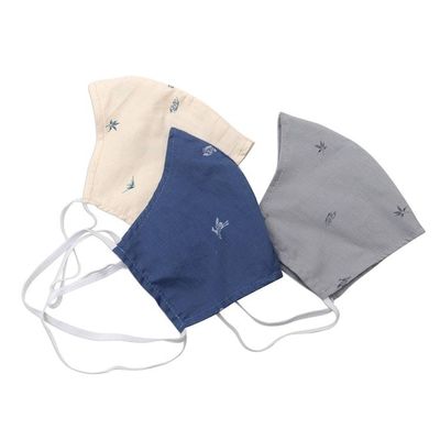 Alternate image for 3 Contoured Small Print Double Cotton Face Masks Discretion