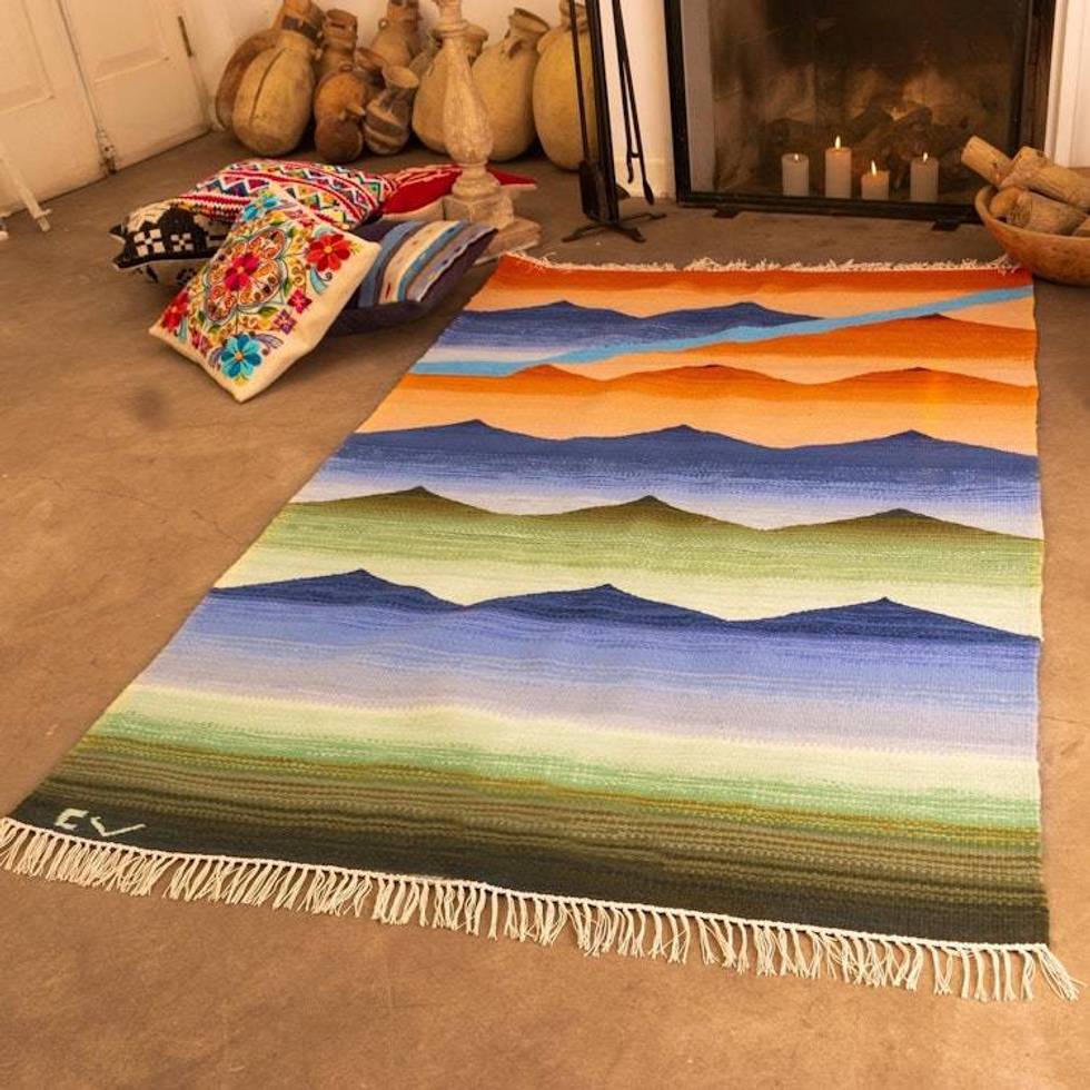 Peruvian Hand Loomed Wool Area Rug 4x6 'Sunset'