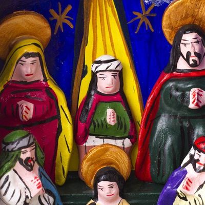 Alternate image for Nativity scene Blessed Are Those Who Come