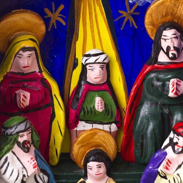 Alternate image for Nativity scene Blessed Are Those Who Come
