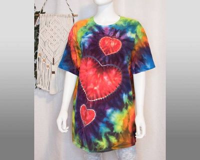 Alternate image for XL (adult) - T-Shirt - Hearts