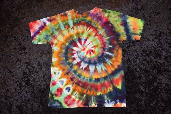Alternate image for Youth (Size M) T-shirt - Spiral Pattern