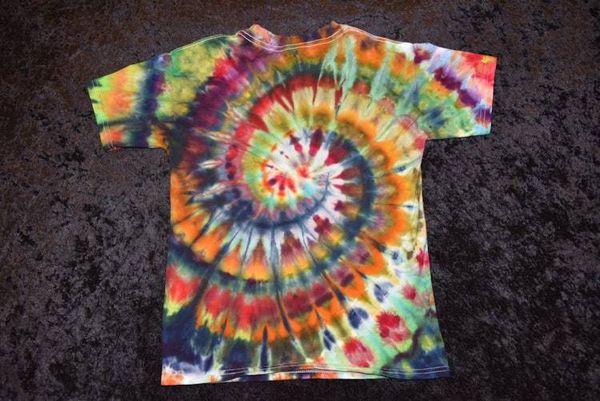 Alternate image for Youth (Size M) T-shirt - Spiral Pattern