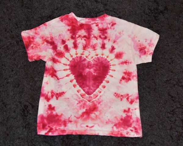 Alternate image for Youth (Size XS) T-shirt - Pink Heart