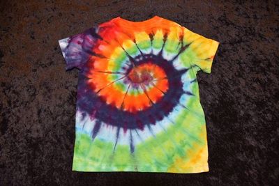 Alternate image for Toddler (Size 3) T-shirt - Rainbow Spiral Pattern