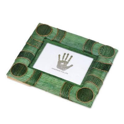 Alternate image for 3x5 Natural Fiber Photo Frame in Green from Indonesia Circle of Memories in Green