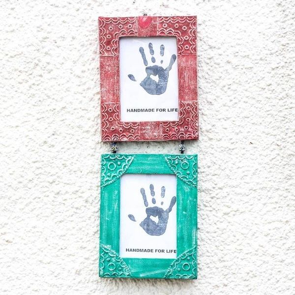 Alternate image for Wood Photo Frame Diptych from Ghana 5x7 Red and Green