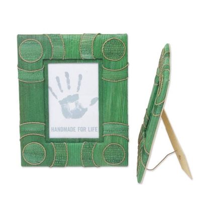 Alternate image for 4x6 and 3x5 Natural Fiber Indonesian Photo Frames in Green Circle of Memories in Green